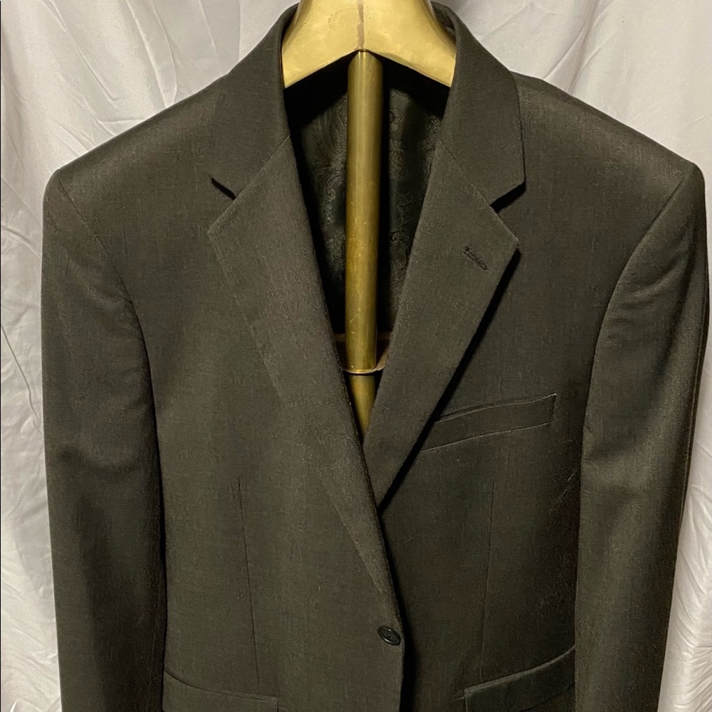Adolfo 40S Grey Blazer with Sensational Green Pattern Lining - Wicked Posh!